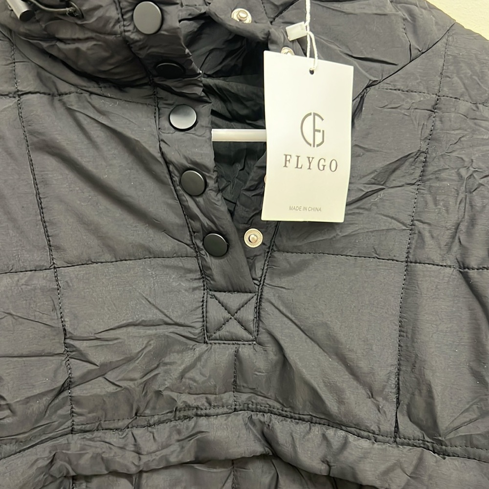 FLYGO ladies quilted pullover. NWT - Picture 2 of 5